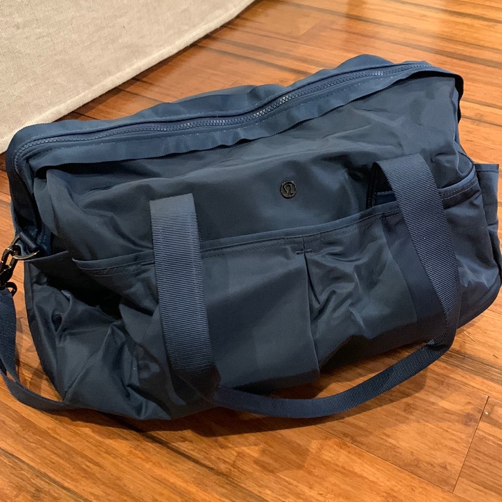 Lululemon All Day Duffle Bag Large